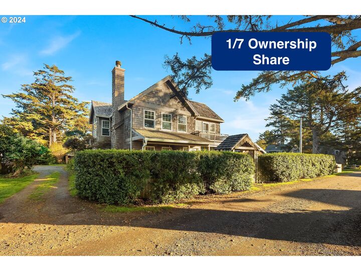 163 S Laurel St  Cannon Beach OR 97110 photo