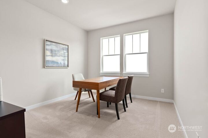 Property Photo: 15546 SE 143rd Place 2 WA 98059