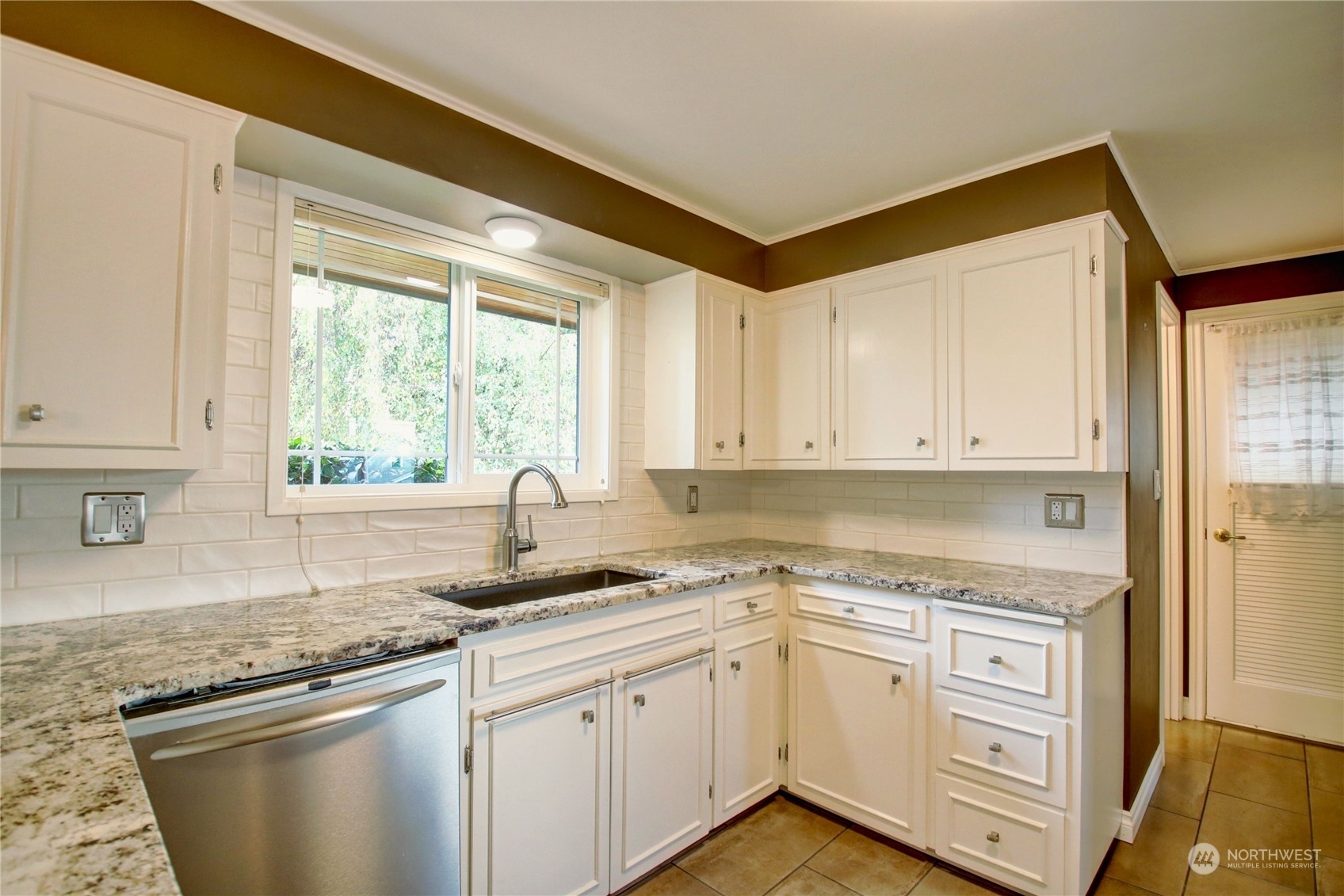 Property Photo: 511 N 15th Street WA 98273