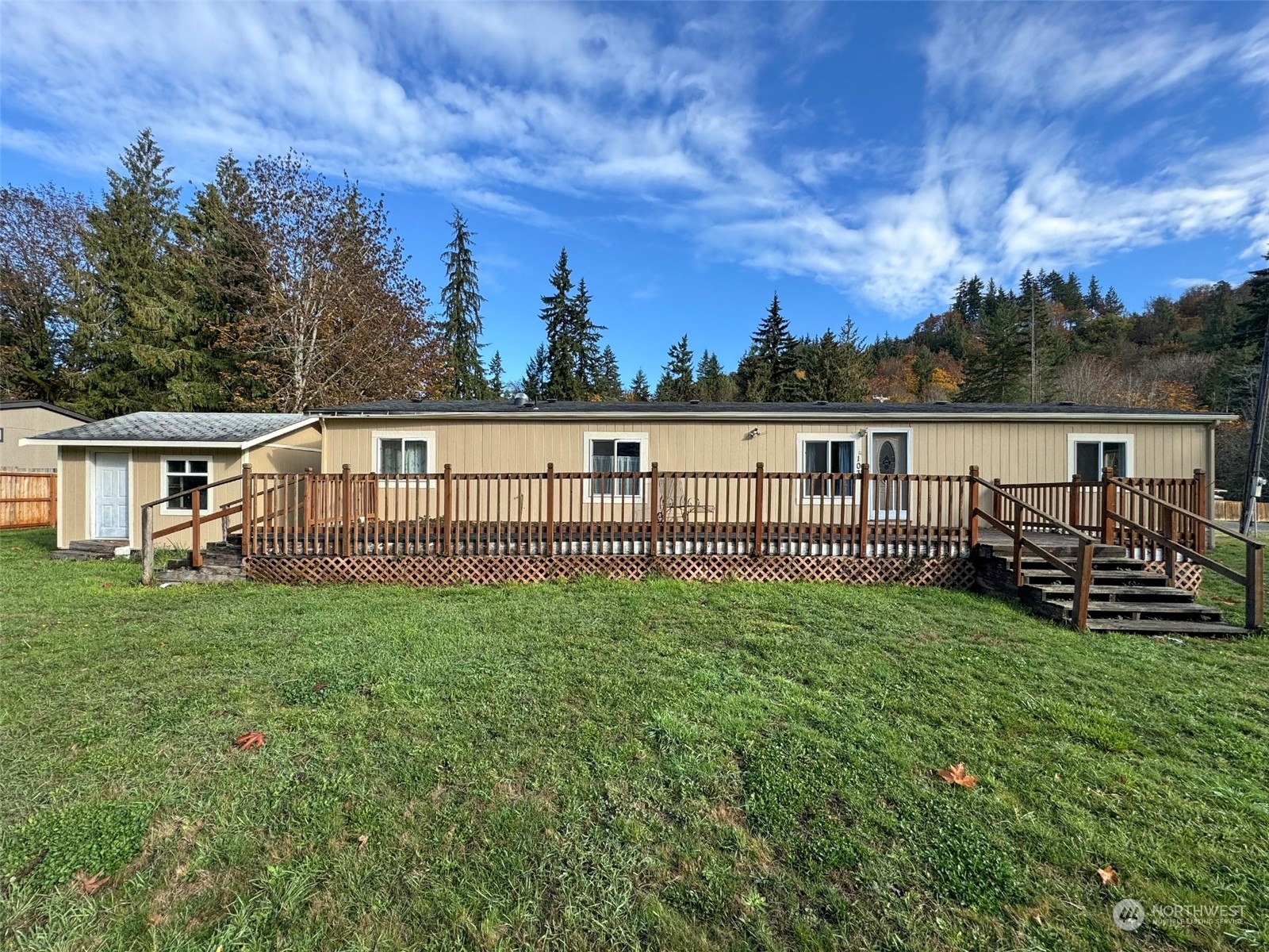 Property Photo:  103 Willow Lane  WA 98362 