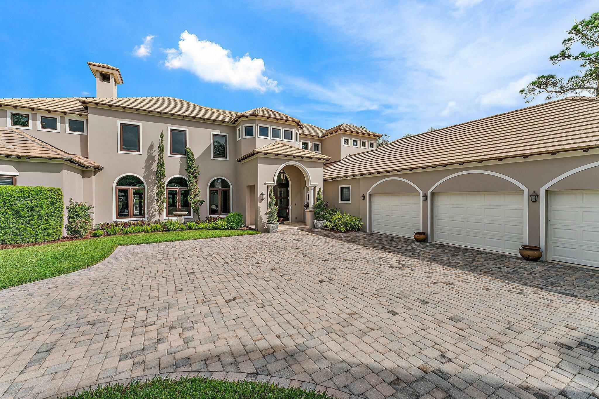 Property Photo:  2506 NW Hollyberry Lane  FL 34990 