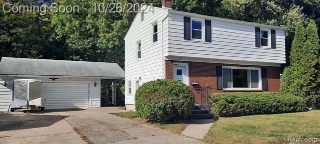 Property Photo:  741 Woodbine Drive  MI 48430 