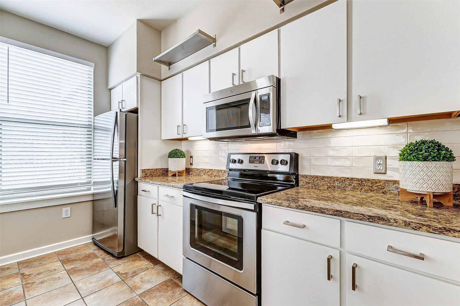 Property Photo: 1201 Grove Boulevard 2403 TX 78741