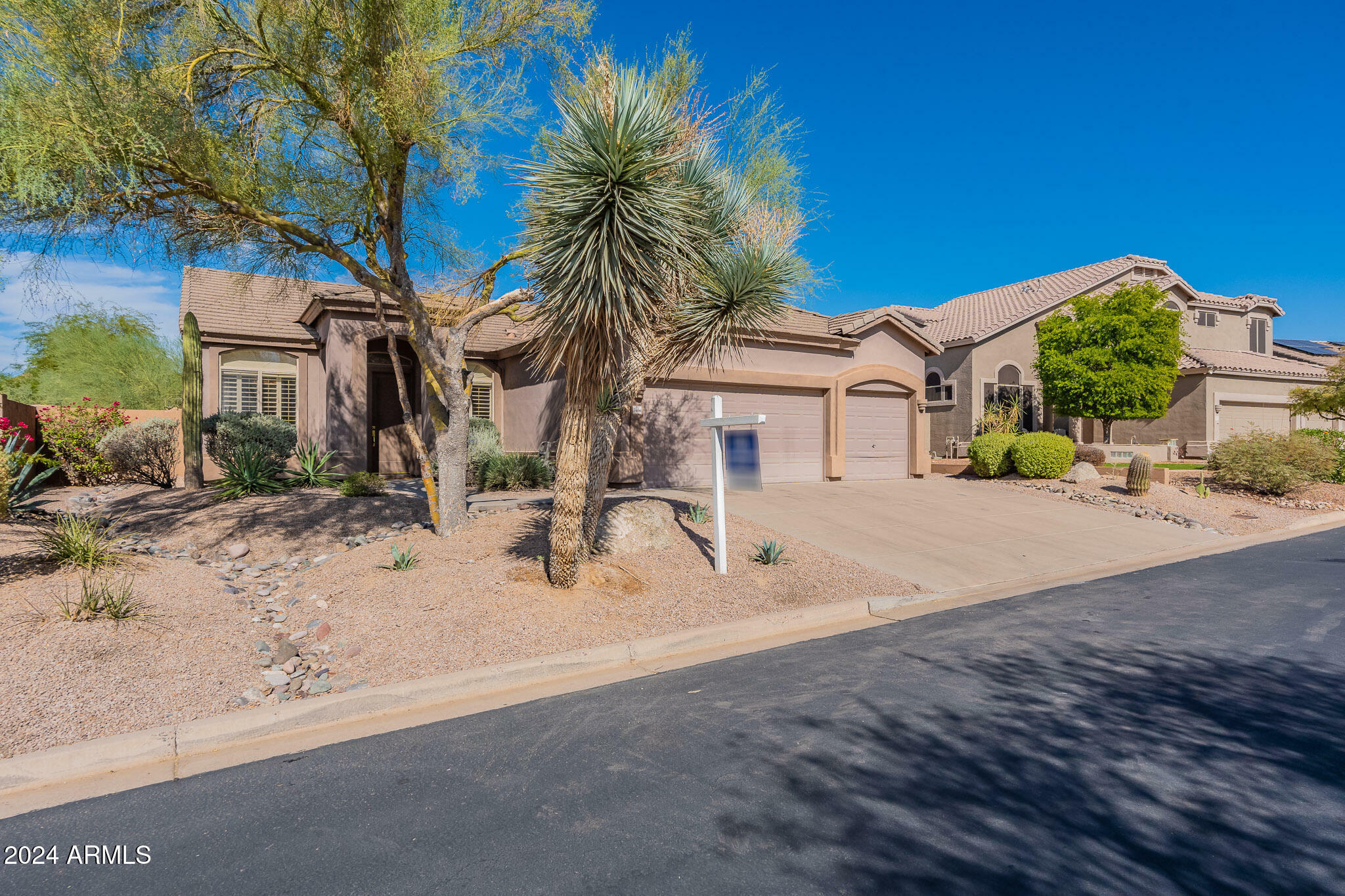 Property Photo:  3464 N Stone Gully --  AZ 85207 