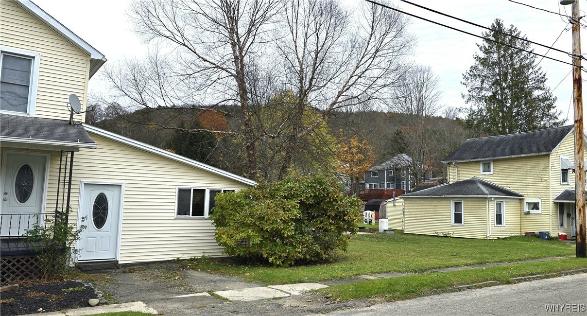 Property Photo:  9 Windsor Street  NY 14727 