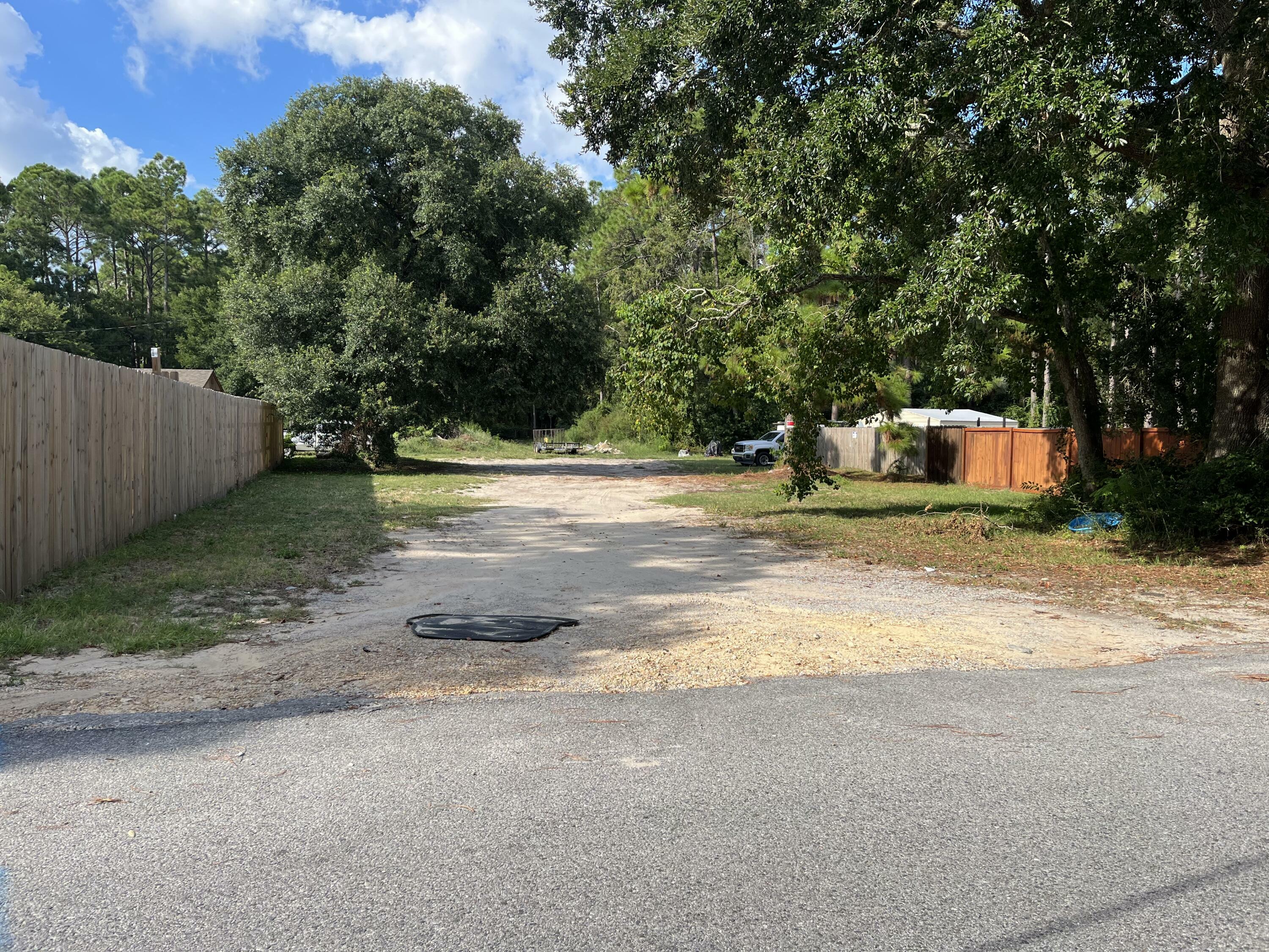 Property Photo:  414 NW Elaine Avenue  FL 32548 