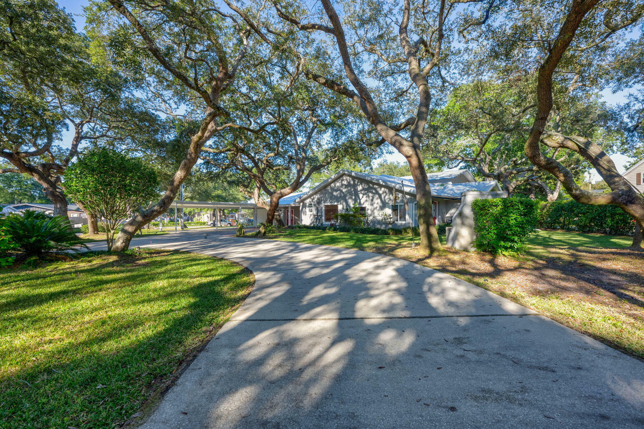 Property Photo:  235 NW Linstew Drive  FL 32548 