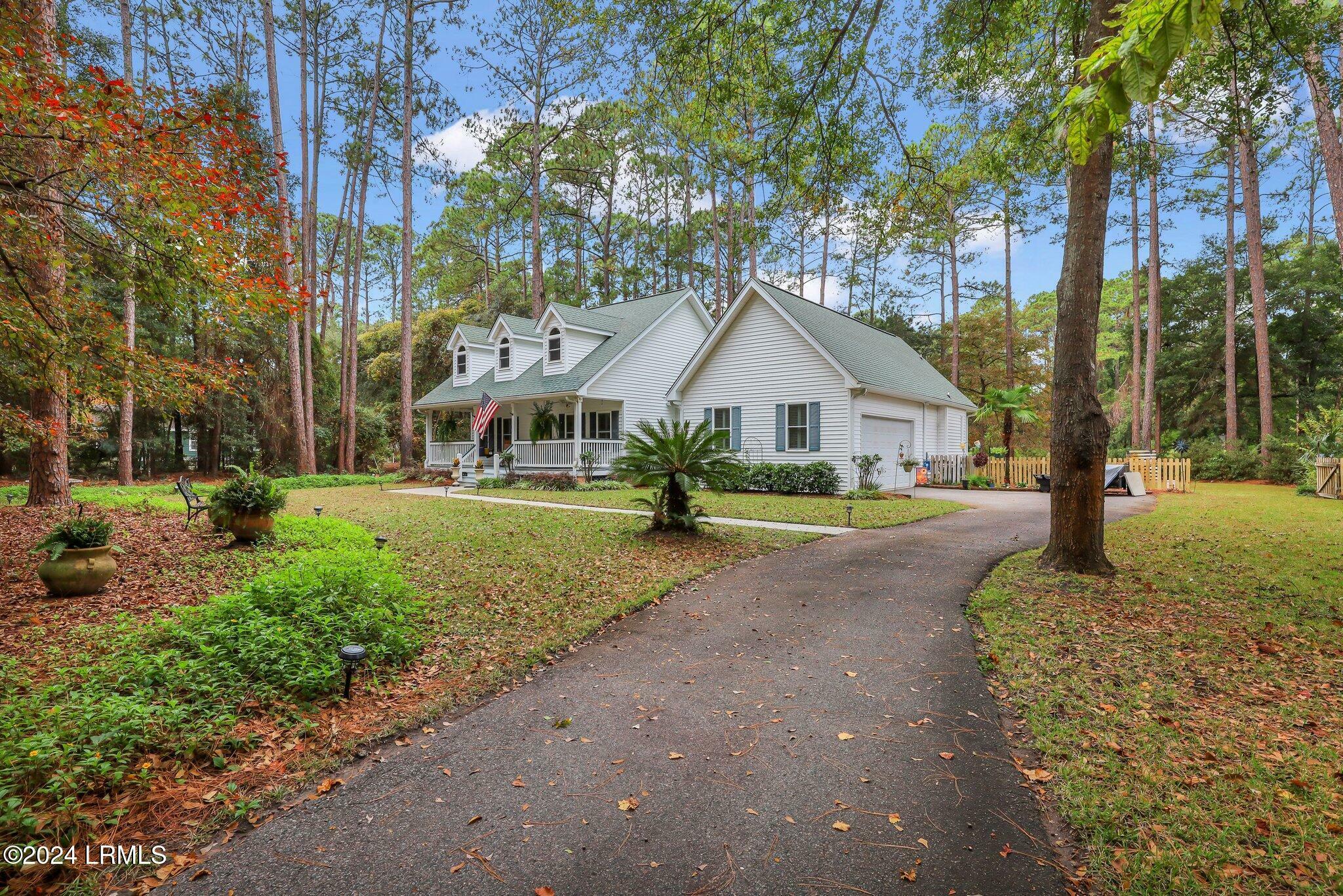 Property Photo:  525 Sams Point Road  SC 29907 