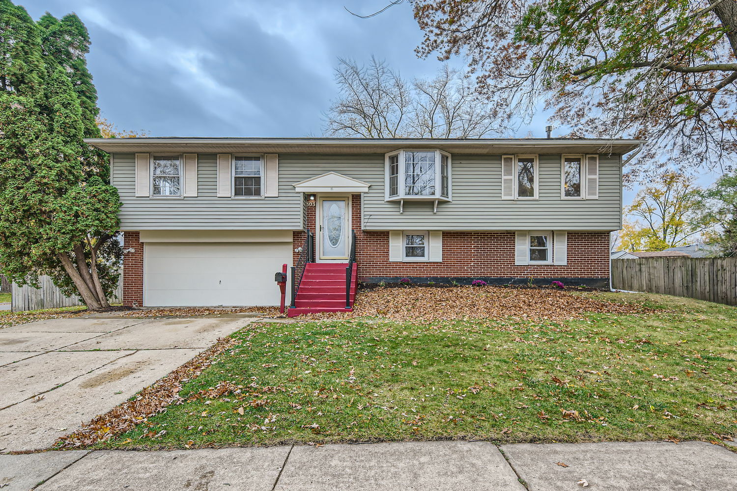 Property Photo:  303 Audubon Road  IL 60107 