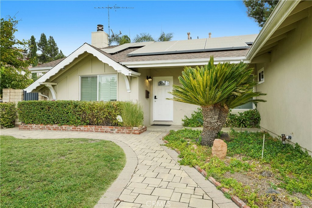 11640 Gothic Avenue  Granada Hills CA 91344 photo