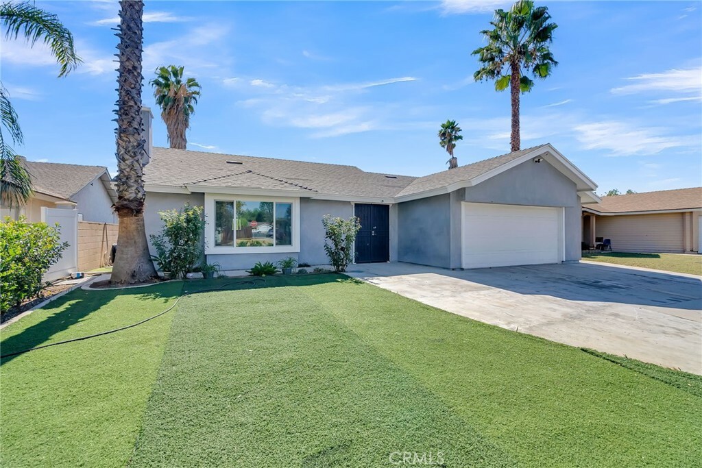 Property Photo:  25887 Harriet Avenue  CA 92551 