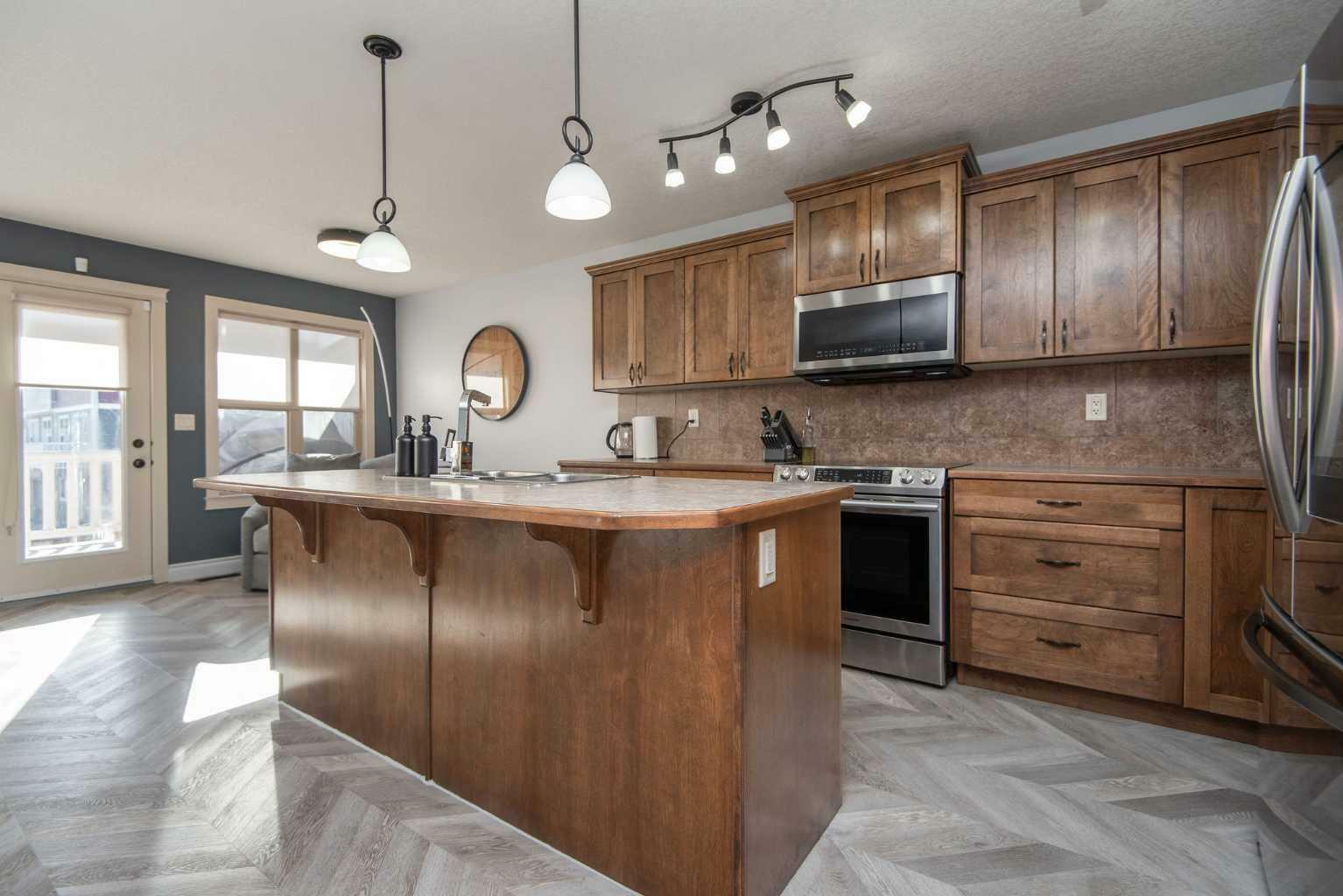 Photo de la propriété:  4707 Beardsley Avenue  AB T4L 0C1 