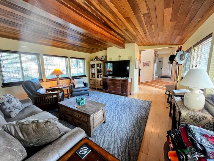 Property Photo:  2212 Pinon Street  NM 88061 