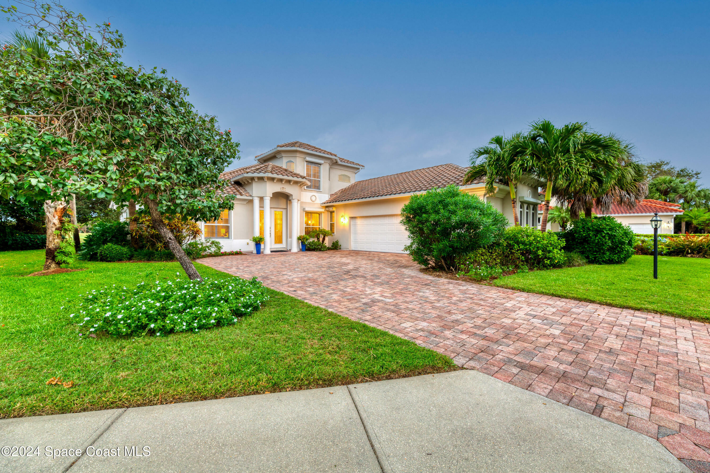 Property Photo:  894 Aquarina Boulevard  FL 32951 