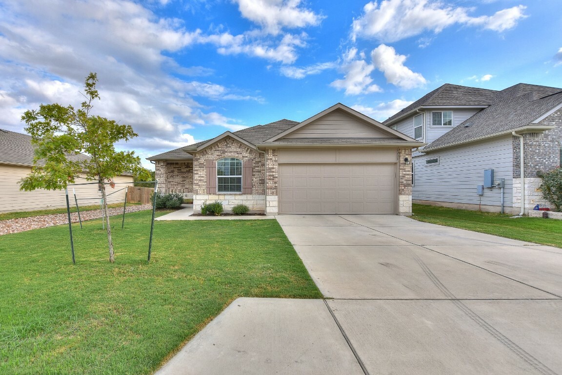 Property Photo:  6201 Kildare Drive  TX 78626 