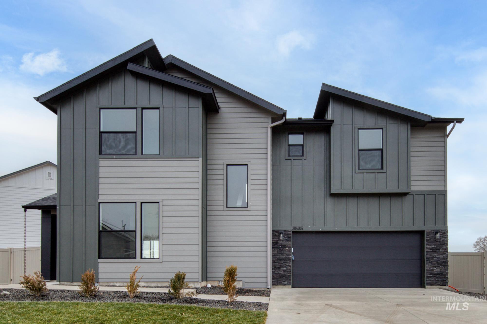 Property Photo: 3535 W Newland Ct ID 83642