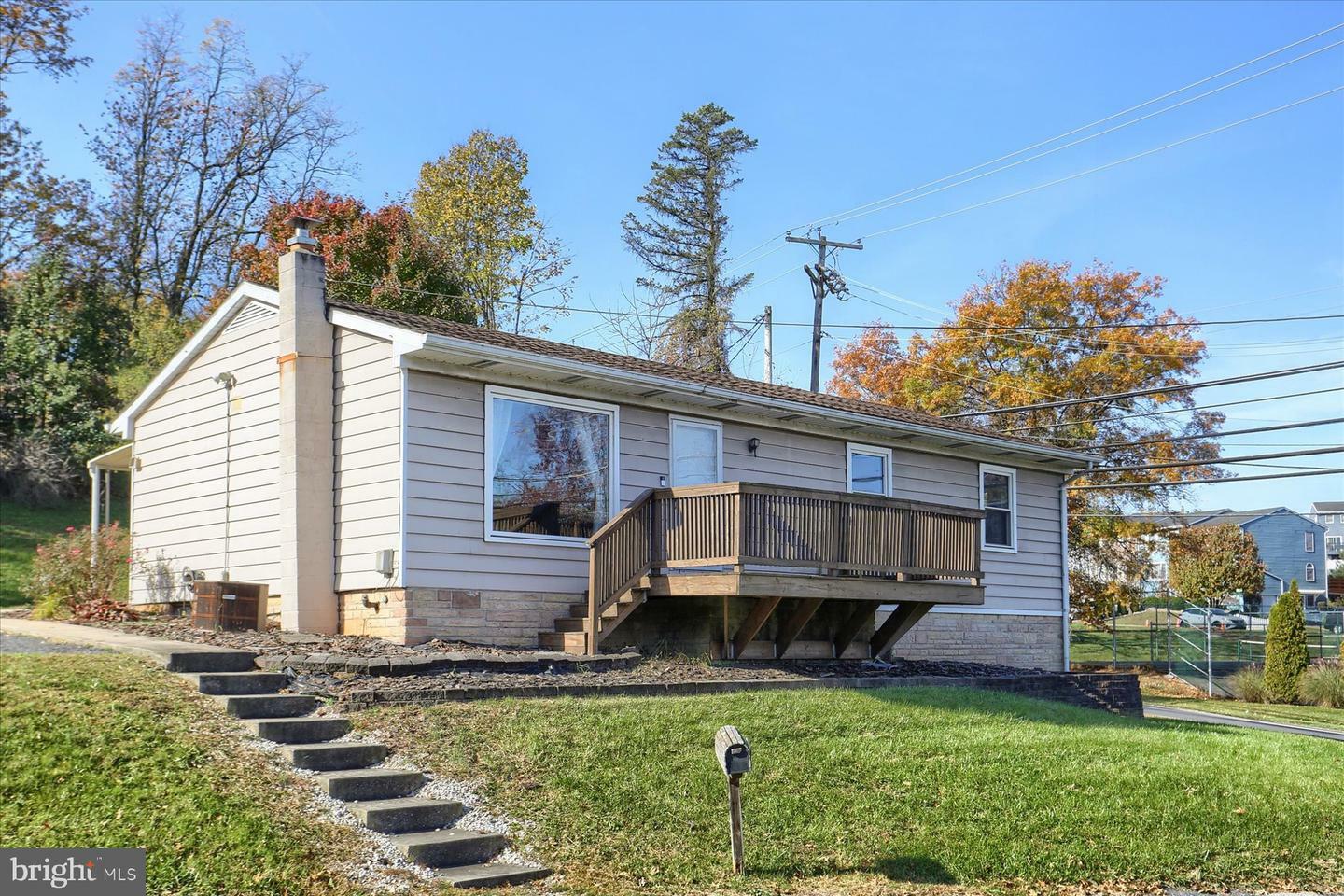 15 Conley Lane  Etters PA 17319 photo