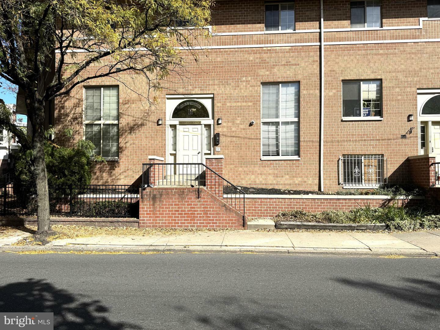 Property Photo:  2751 Pennsylvania Avenue B202  PA 19130 