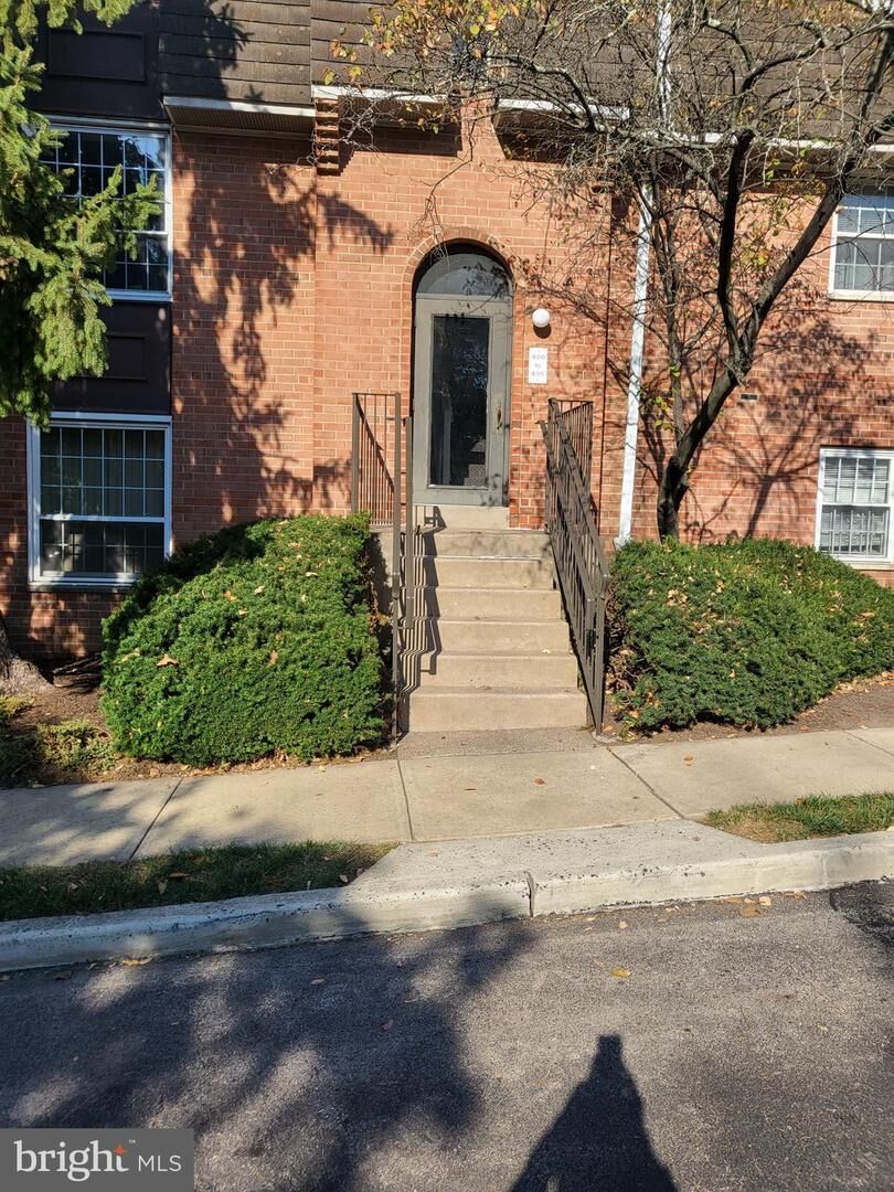 Property Photo: 4000 Gypsy Lane 401 PA 19129