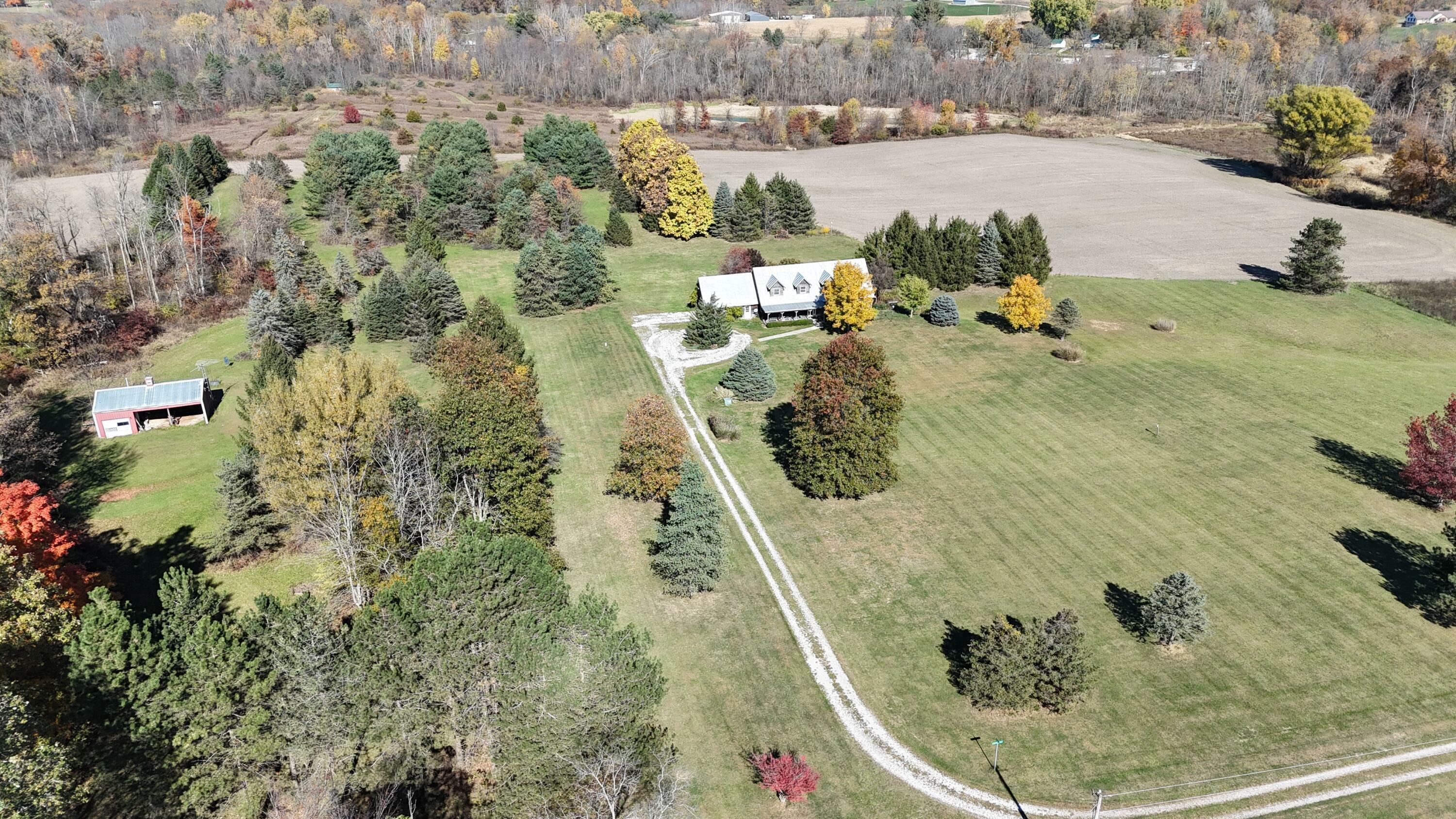 Property Photo:  5329 Township Road 115  OH 43338 