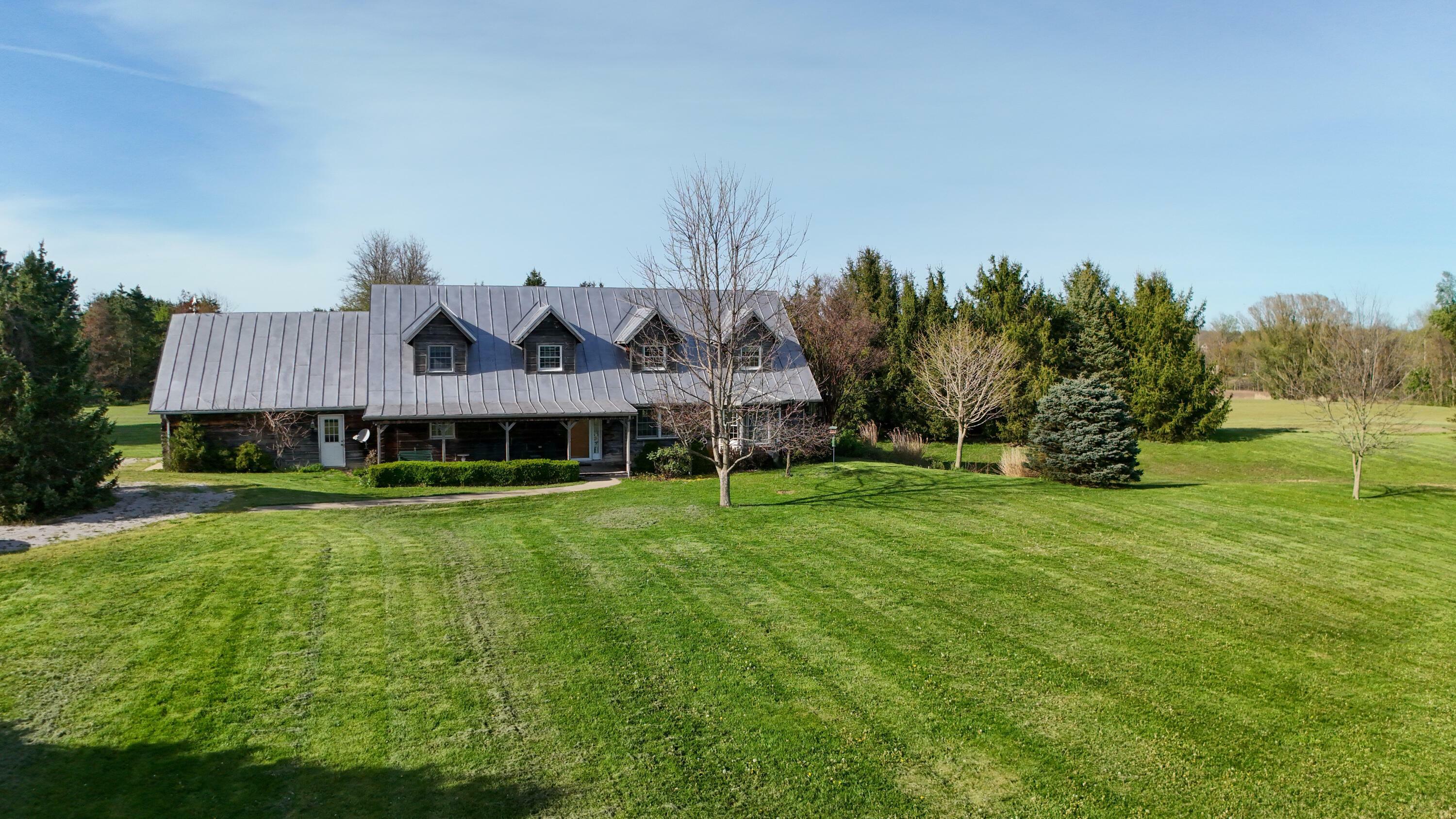 Property Photo: 5329 Township Road 115 OH 43338