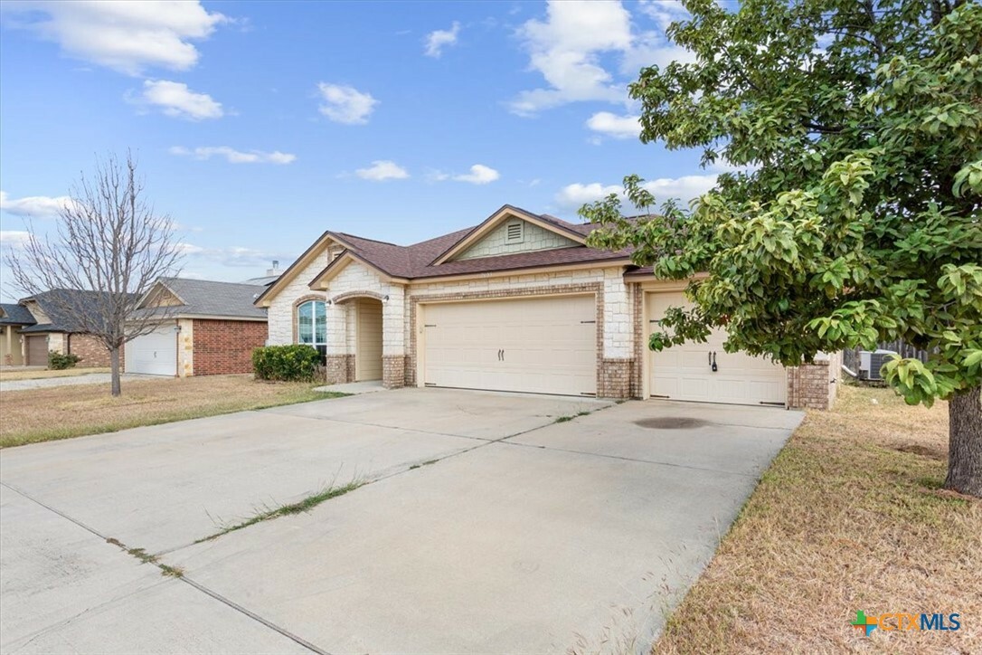 Property Photo:  2603 Montague County Drive  TX 76549 