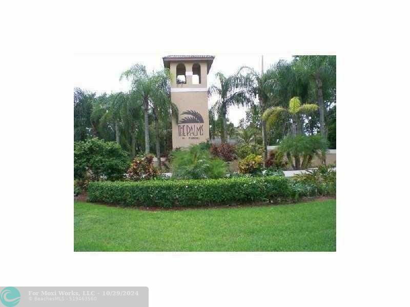 301 Palm Way 202  Pembroke Pines FL 33025 photo