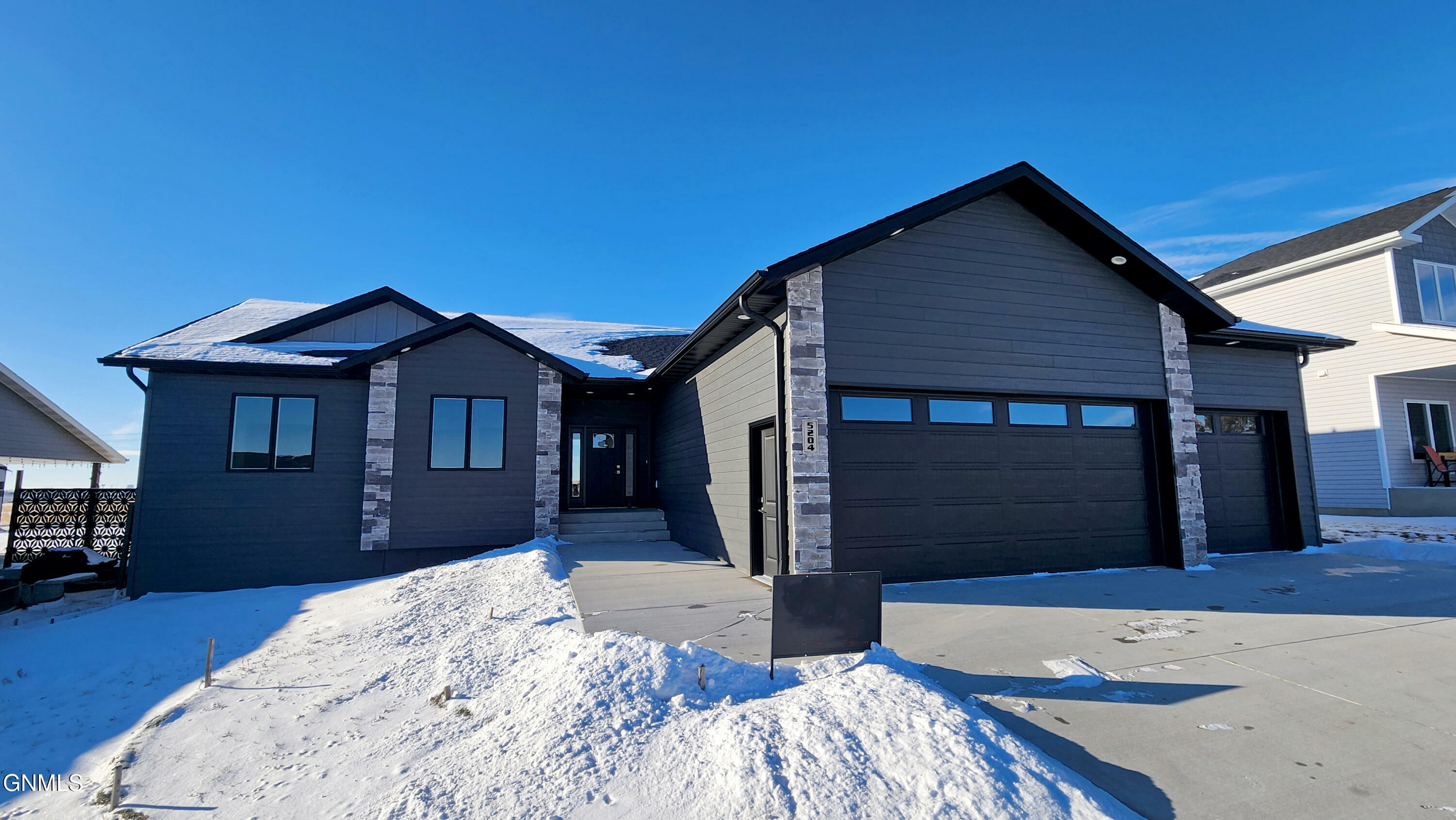 Property Photo:  5204 Cobalt Drive  ND 58503 