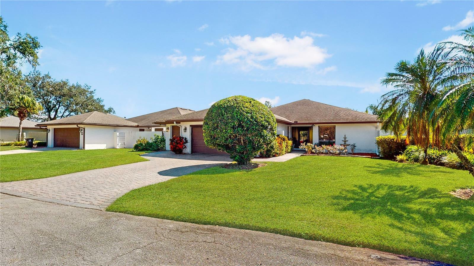 Property Photo:  21 Abbey Court  FL 33844 