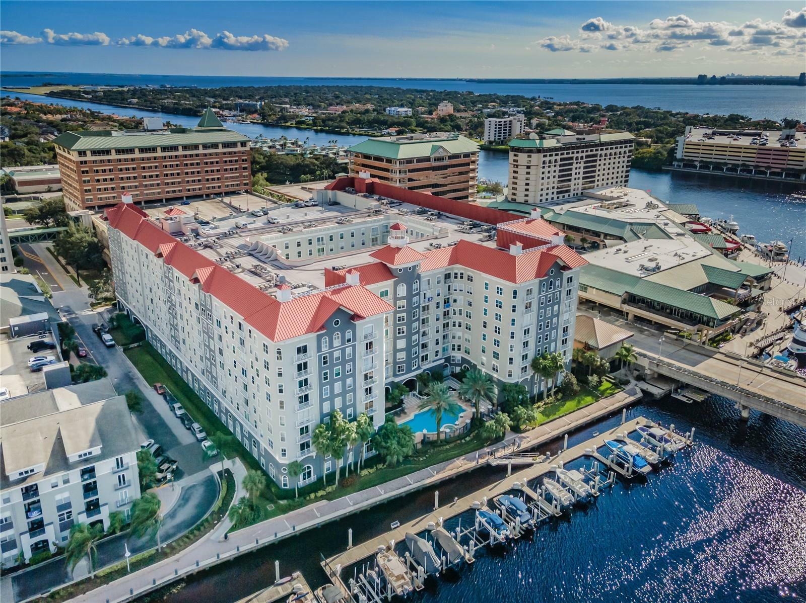 Property Photo:  700 S Harbour Island Boulevard 726  FL 33602 