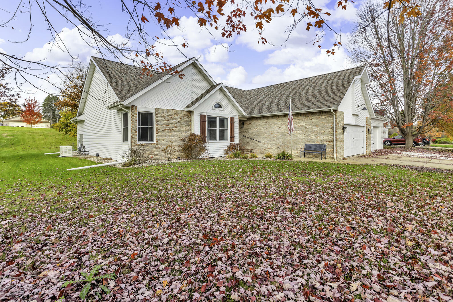 Property Photo:  2018 W Coachlight Drive  MI 49201 