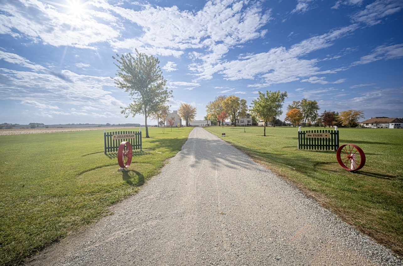 Property Photo:  6744 W 9000 North Road  IL 60950 