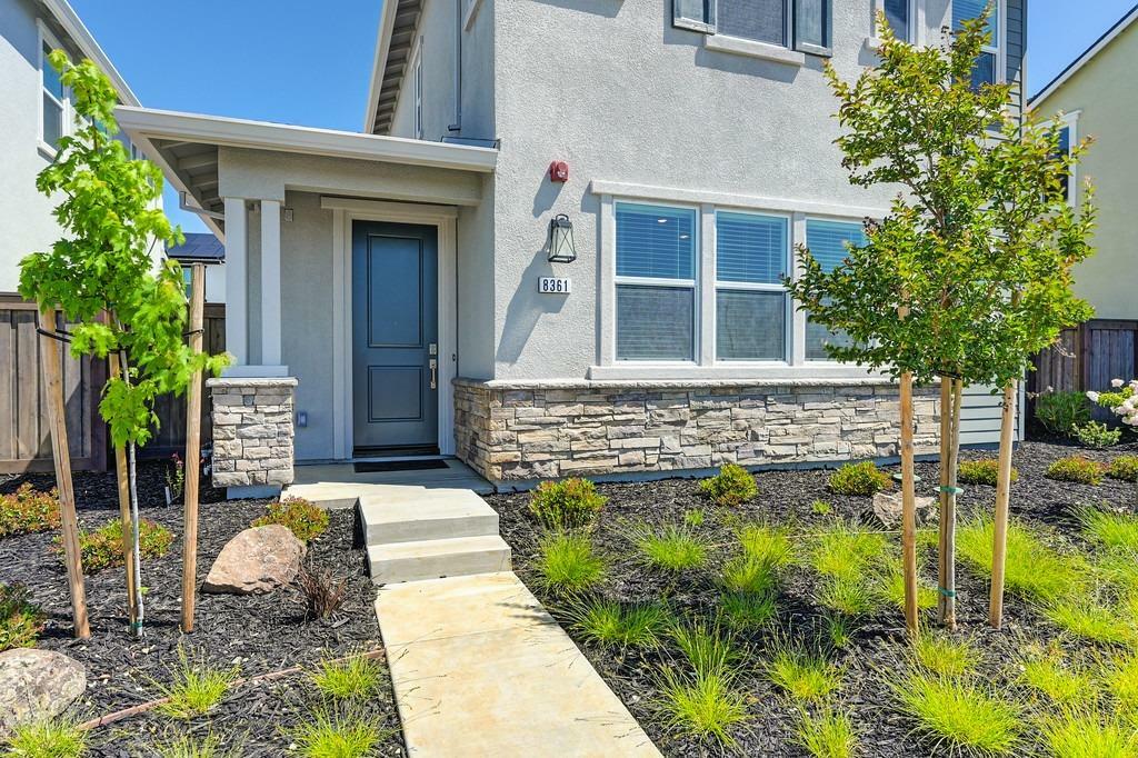 Property Photo:  8361 Luan Way  CA 95757 