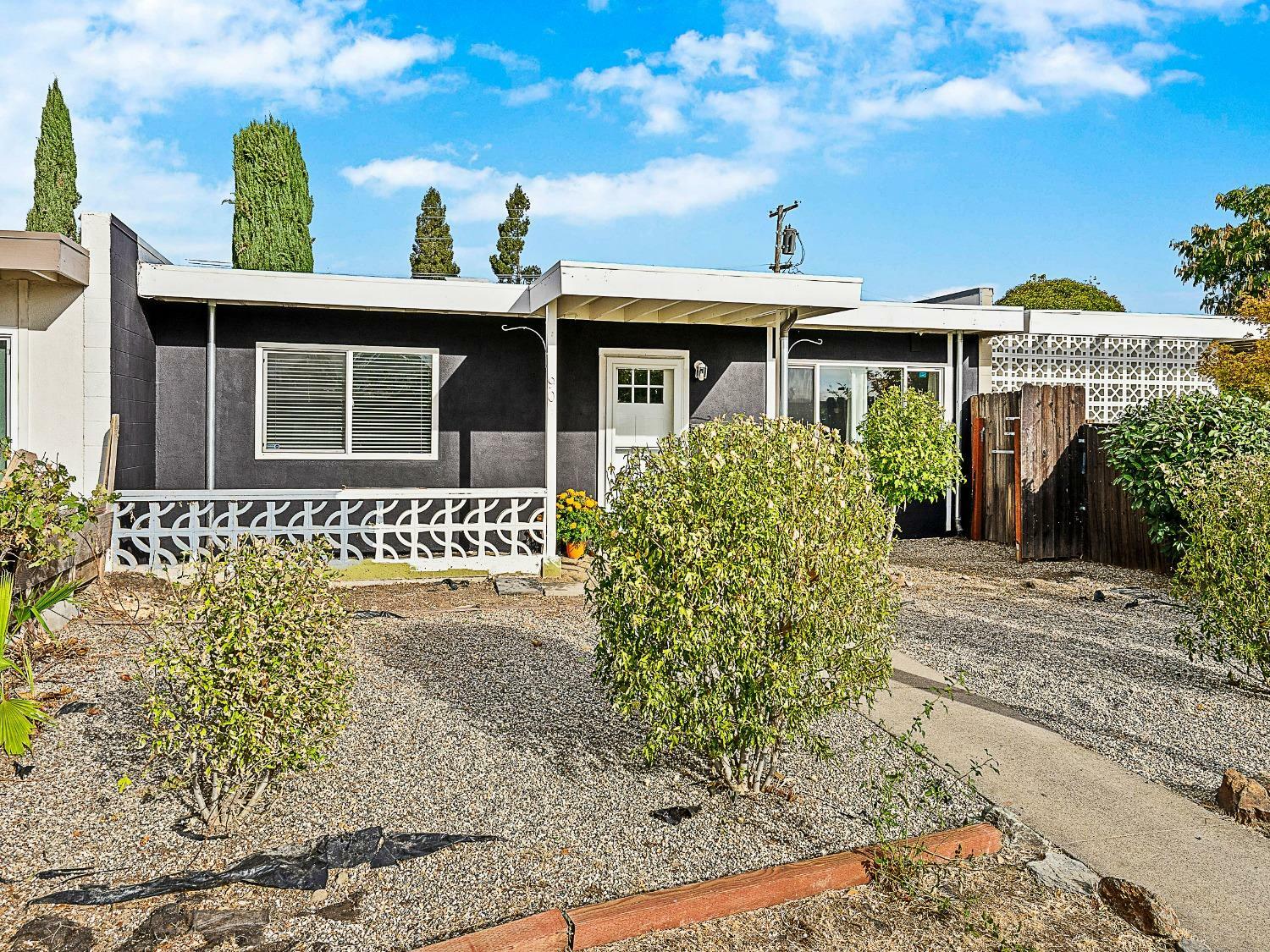 Property Photo:  90 Dean Way  CA 95630 