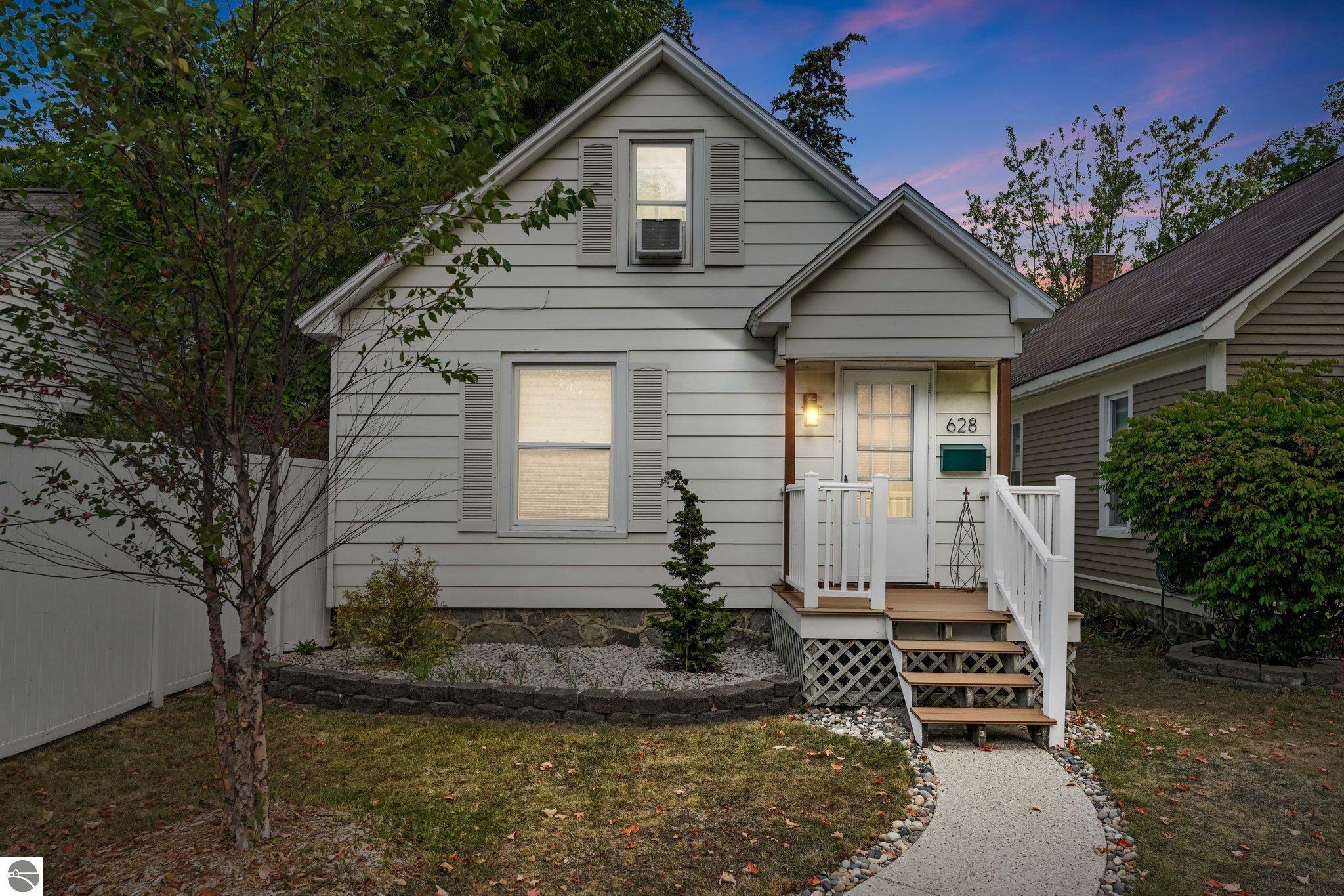 Property Photo:  628 W Tenth Street  MI 49684 