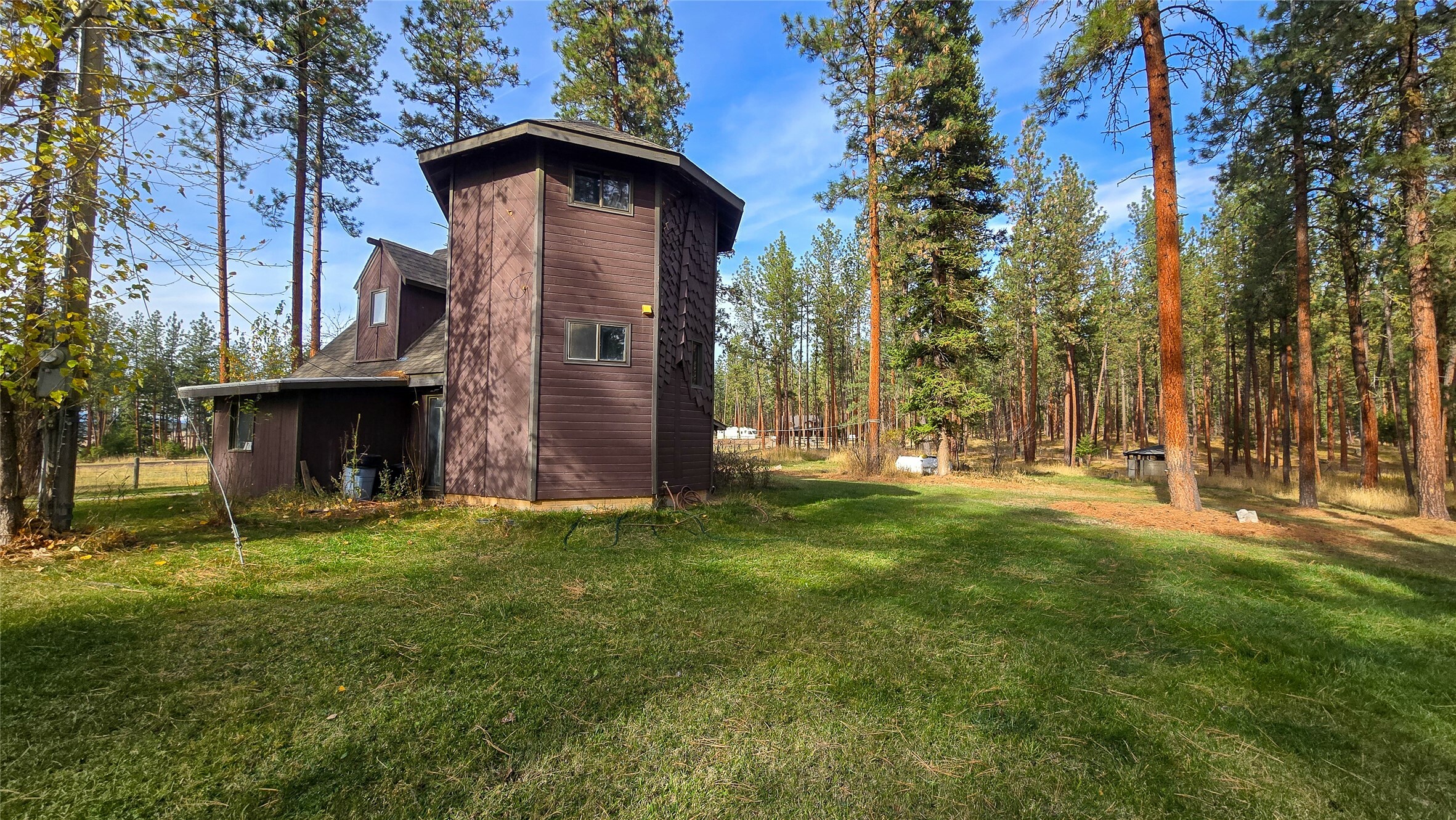 Property Photo:  17870 Cougars Den Lane  MT 59834 