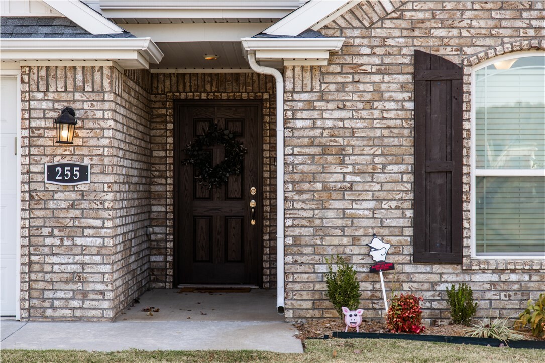 Property Photo:  255 Geranium  AR 72704 