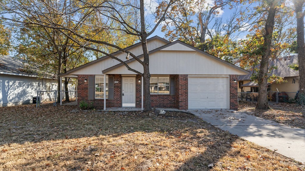 Property Photo:  3608 W Beechwood Drive  AR 72756 