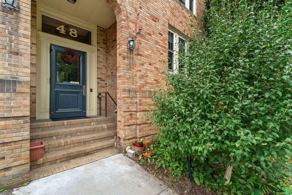 Property Photo:  48 Robinwood Ave 8  MA 02130 