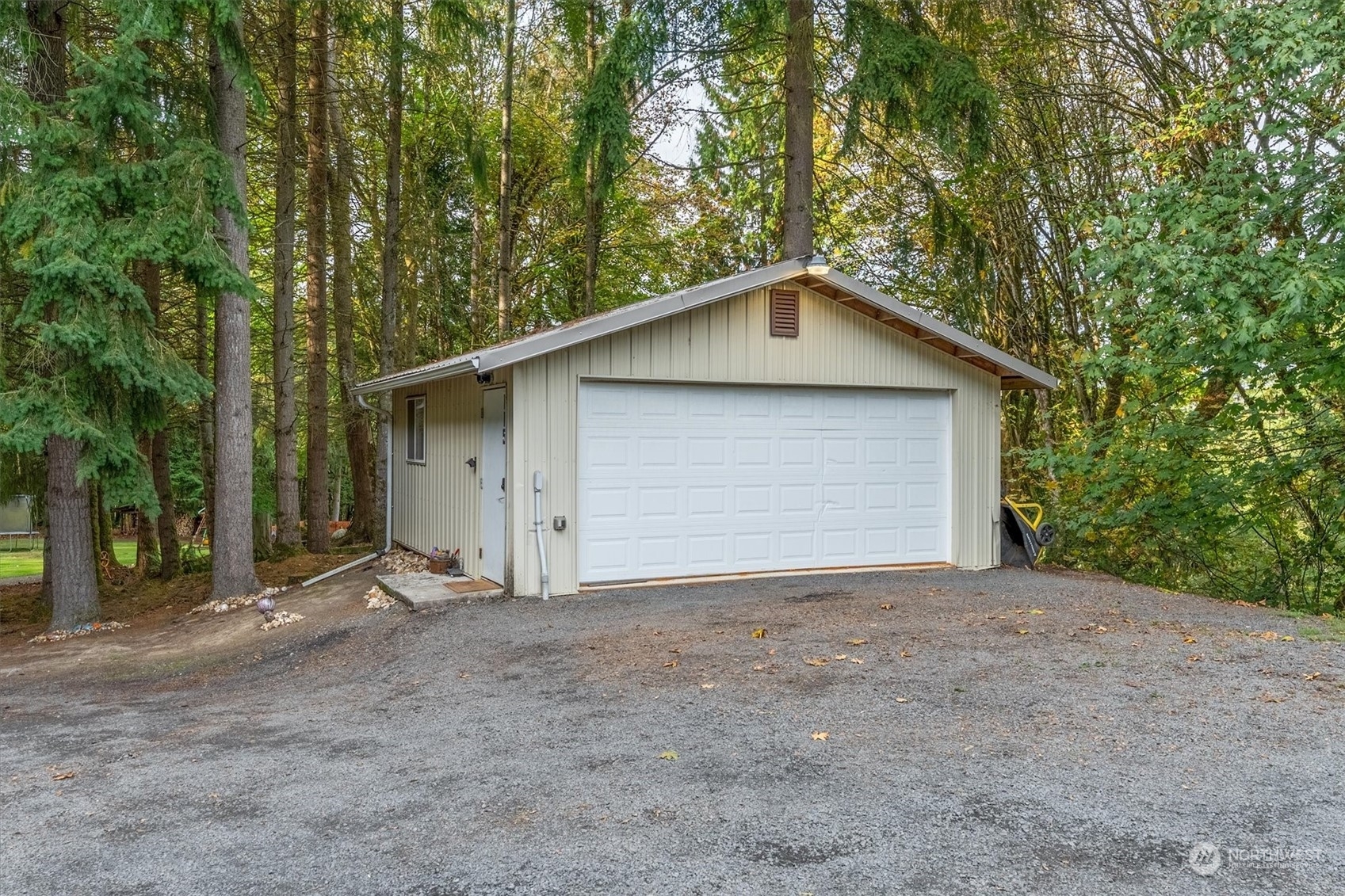Property Photo: 115 Ridgecrest Lane WA 98632