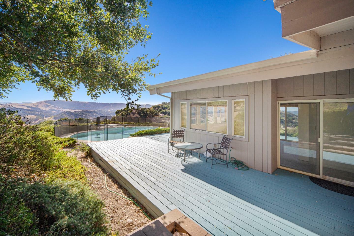 Property Photo:  399 San Benancio Road  CA 93908 