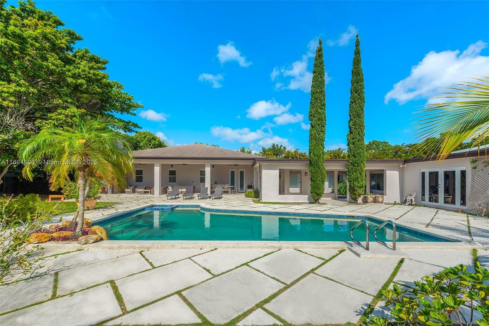 Property Photo: 7650 SW 128th St FL 33156