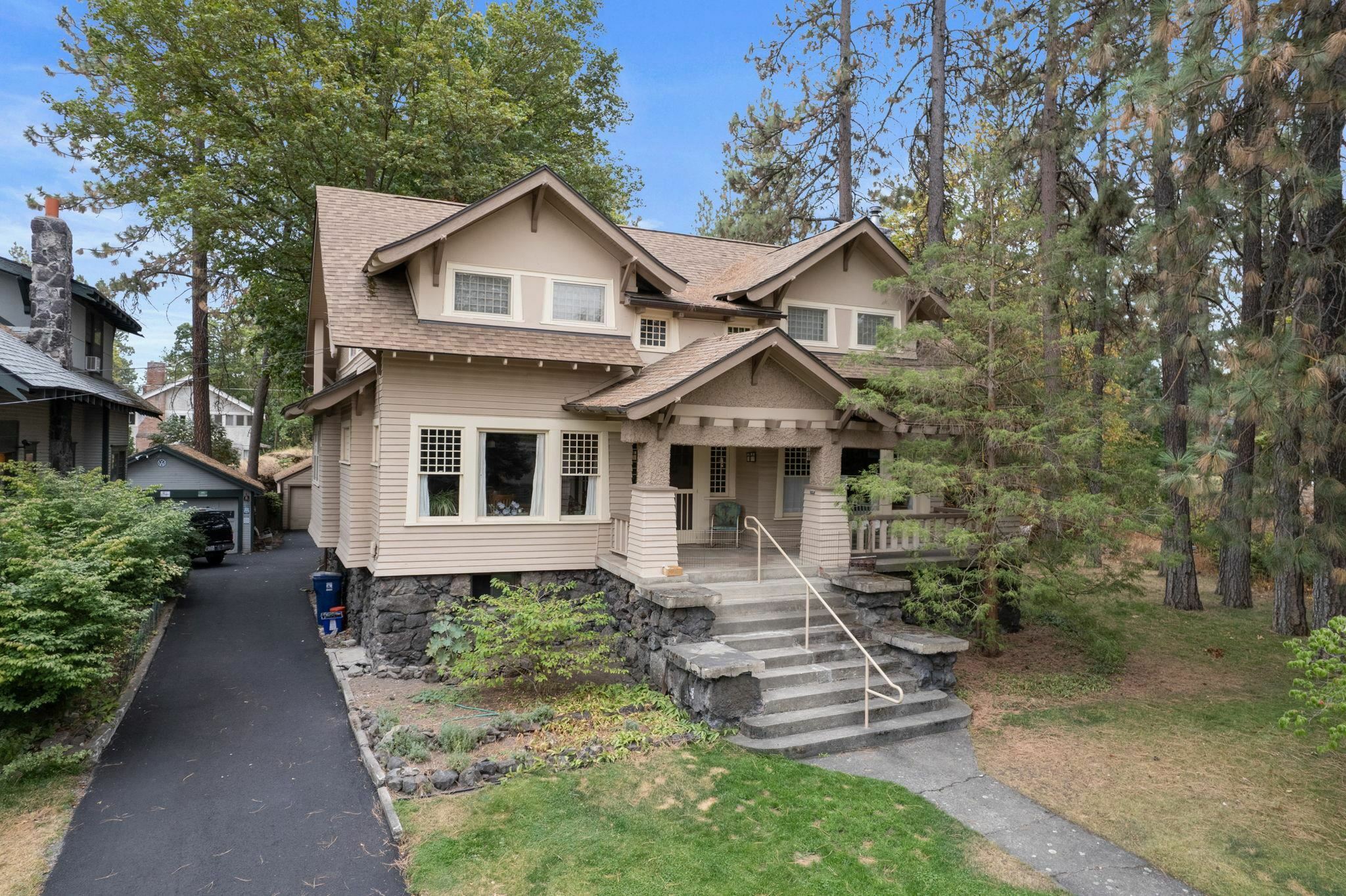 Property Photo:  1207 S McClellan St  WA 99204 