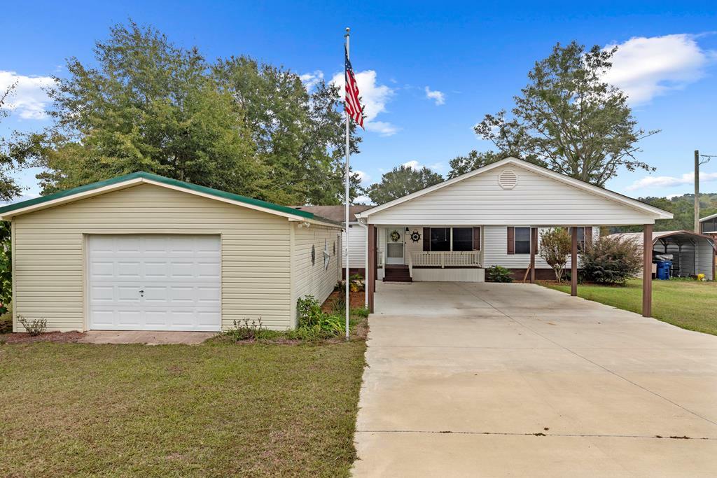 Property Photo:  1090 Lake Front Drive  AL 36310 