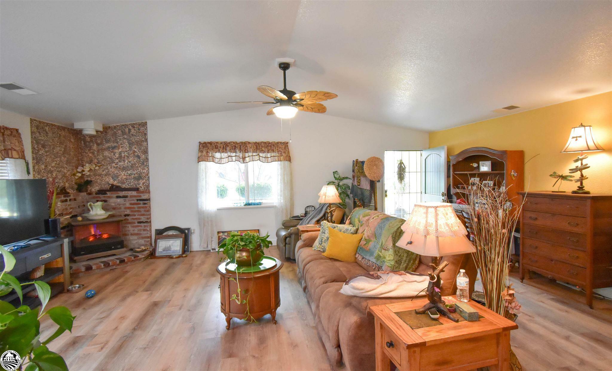 Property Photo:  18033 Clouds Rest Road  CA 95372 