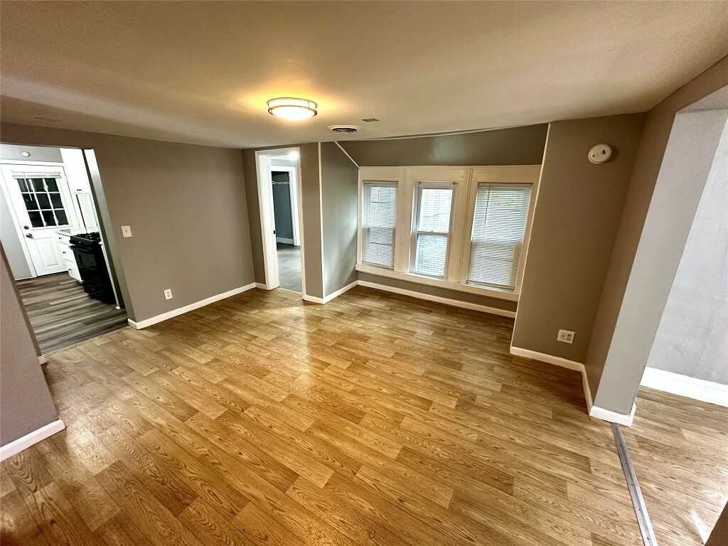 Property Photo:  208 Oak St  NY 13905 