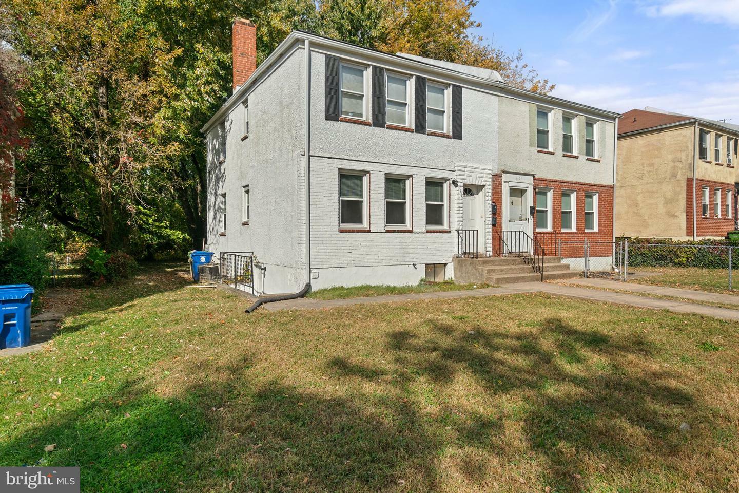 Property Photo:  5424 Belle Vista Avenue  MD 21206 