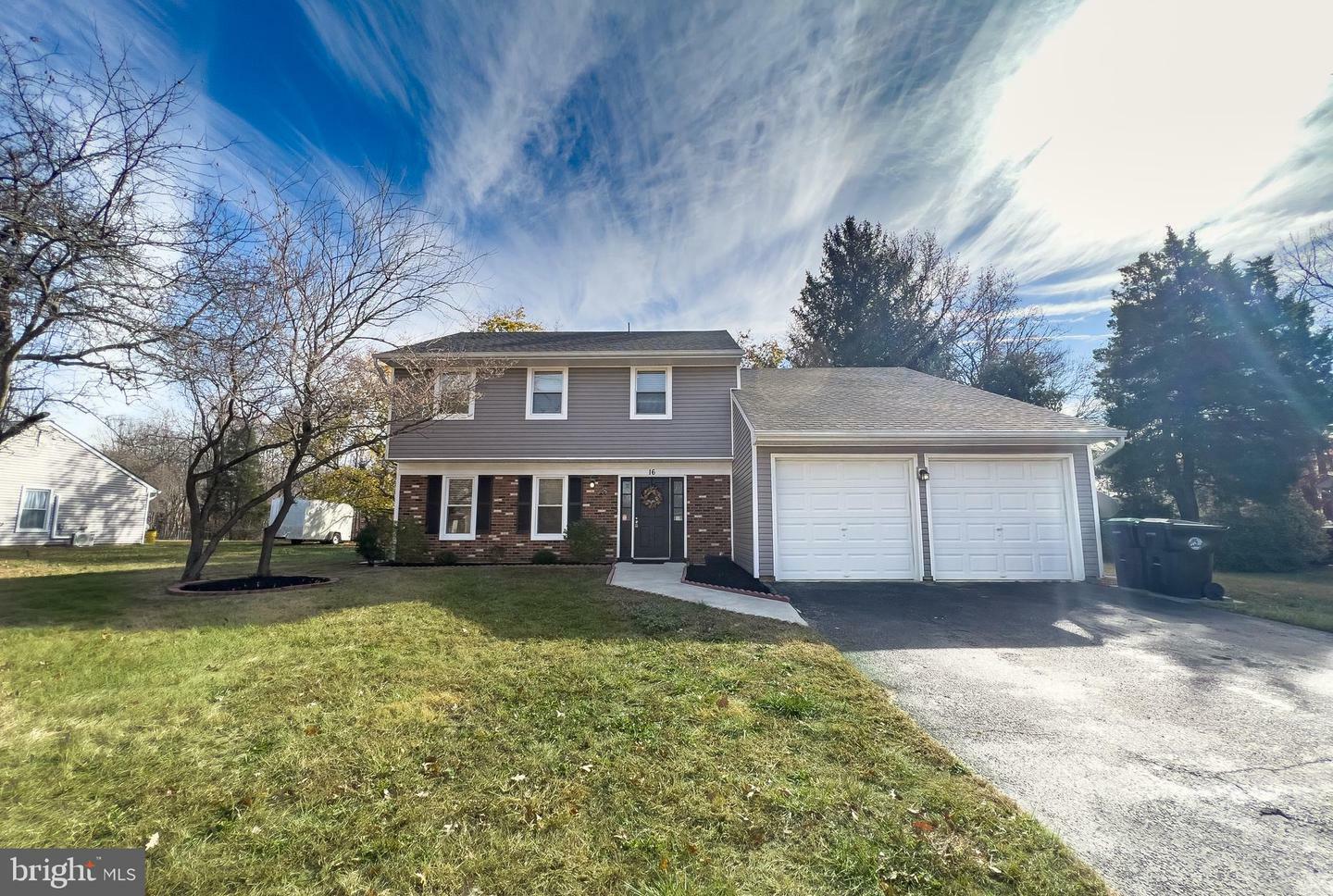 Property Photo:  16 Arborwood Lane  NJ 08081 