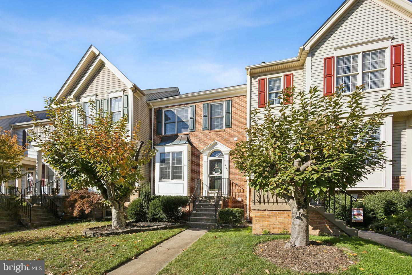 Property Photo:  12468 Manchester Way  VA 22192 