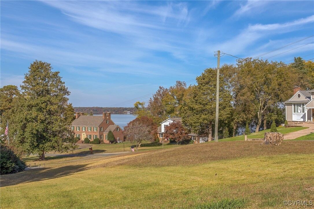 Property Photo:  1212 Marl Bank Drive  VA 23860 
